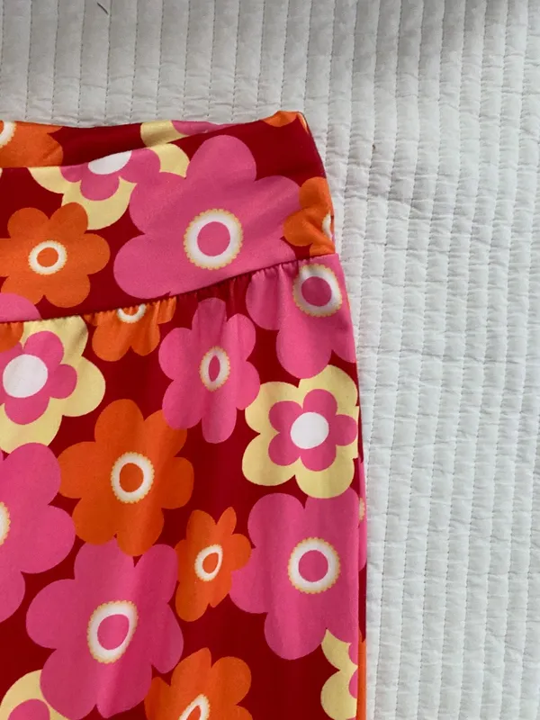 Orange and pink floral flare yoga pants - Image 5