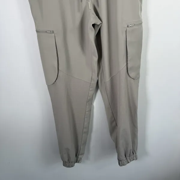 Lululemon Relaxed Mid Rise Cargo Pants Raw Linen Travel Gorpcore Utility Women 4 - Image 4