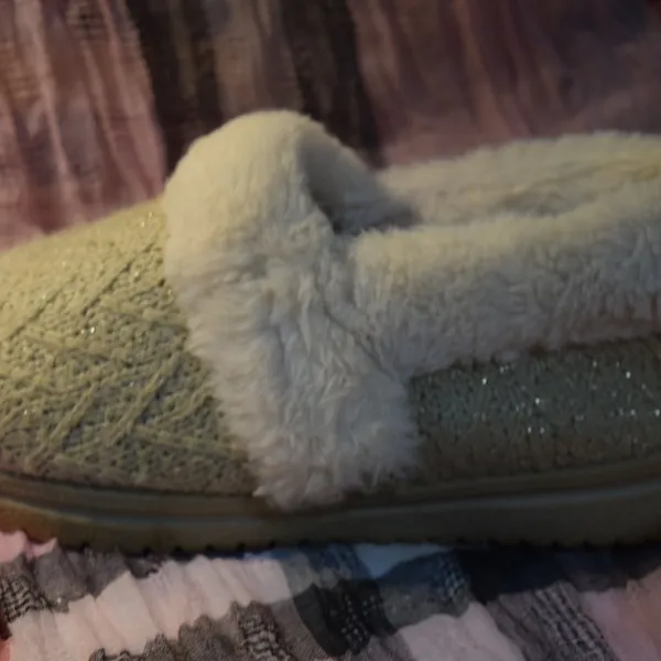 Skechers Cozy Lite Sparkle Knit Slippers, Tan, Size 6 - Image 7