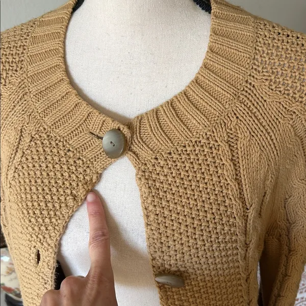Vintage Jones, New York cable knit cotton two button open front sweater M - Image 2