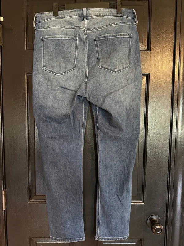 Old Navy Straight Leg High-Rise Jeans - Image 2