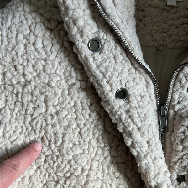 NATIVE YOUTH Cream Sherpa Jacket - Image 4