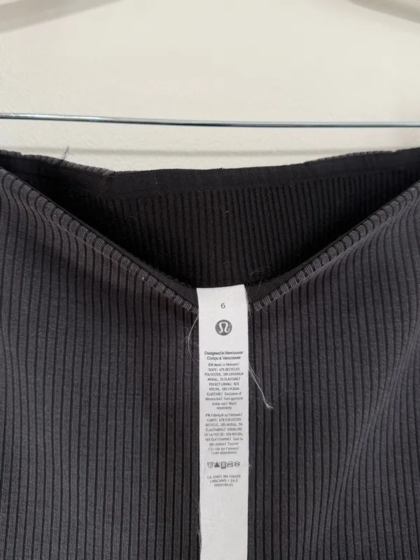 NWOT Lululemon Ribbed Softstreme Flared Pant Size 6 Black - Image 3