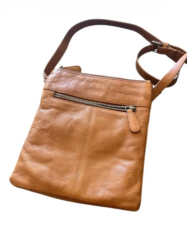 Oak & Tan Leather Crossbody Bag - Image 2