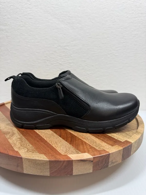 Lands End Womens Thermolite All Weather Side Zip Work Shoe Size 10 NWT Black‎ - Image 2