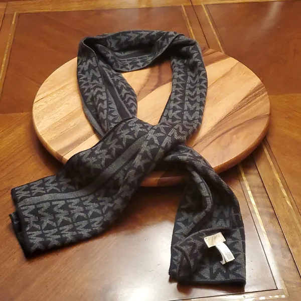 MICHAEL KORS SCARF - Image 4