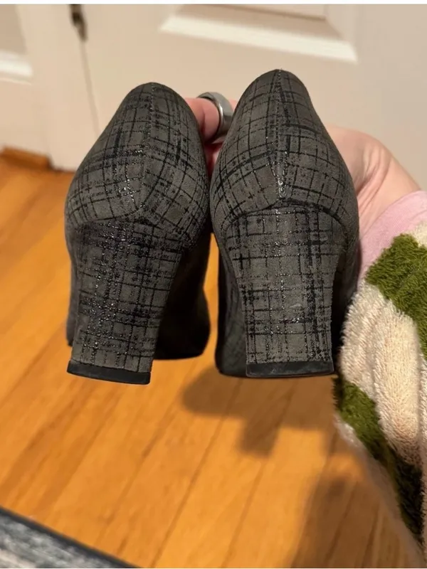Stuart Weitzman Metallic Grey
Plaid Heels, size 8 - Image 3