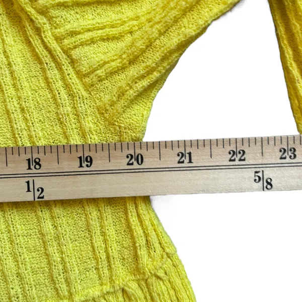 FREE PEOPLE BEACH Bright Yellow Oversized Cover Up Sweater Size Medium - Image 9