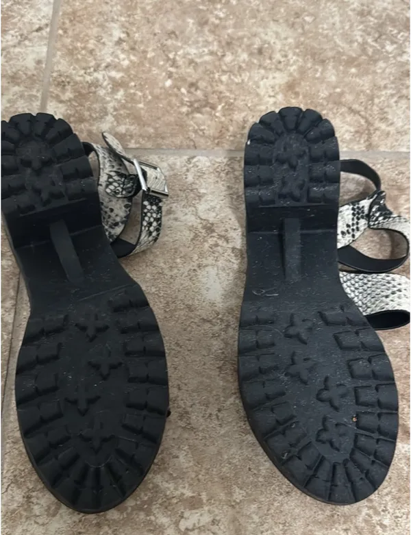 Madden Girl Platform Sandals - Image 2