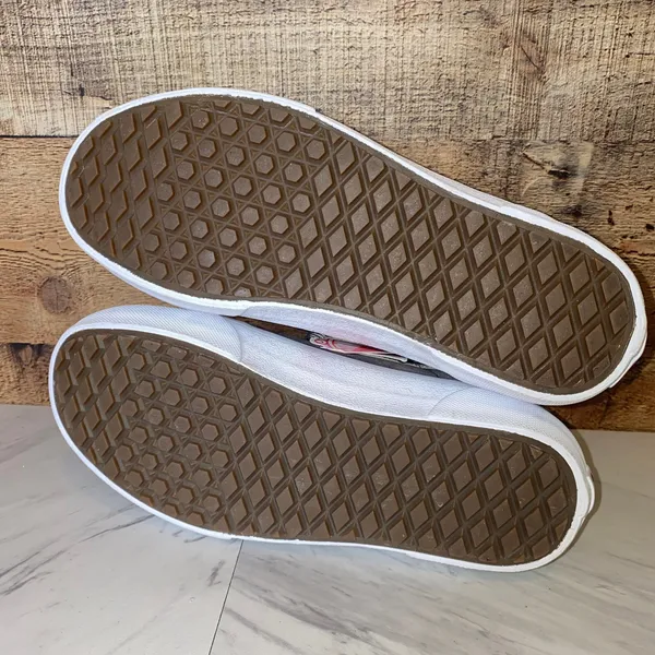 Vans Grey SK8-Hi Rabbit Frost Skate Shoes New with tags Mismatched - Image 12