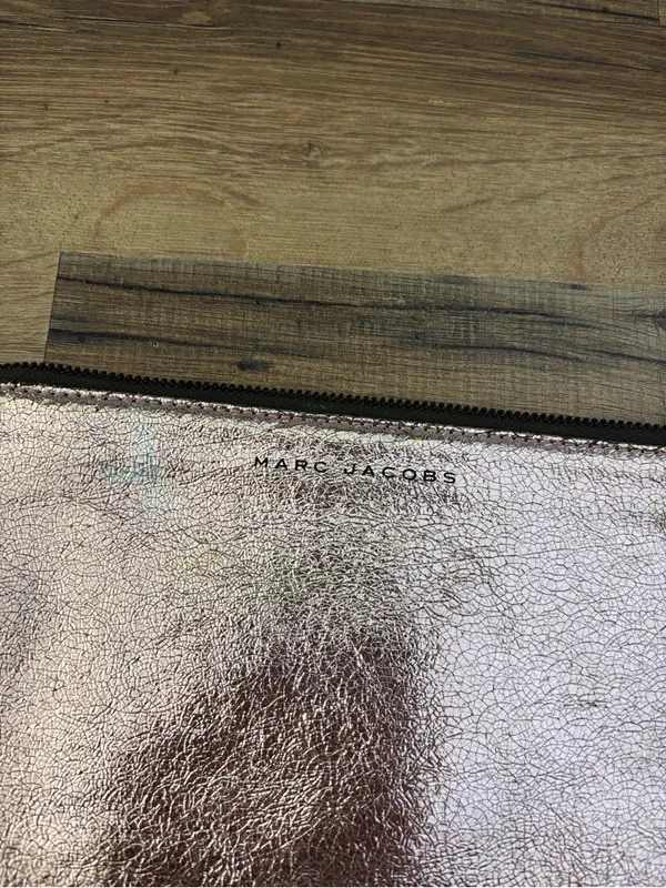 Marc Jacobs Neiman Marcus Target Collab Rose Gold Leather Clutch Evening Bag - Image 2