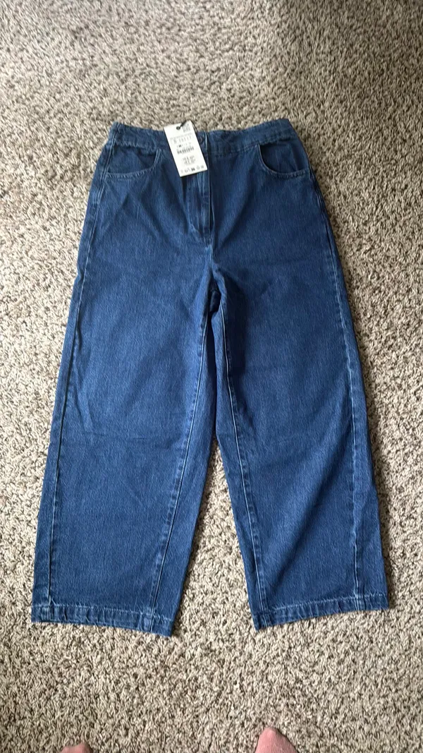 Classic Dark Wash High-Rise Relaxed Barrel Jeans - Image 10