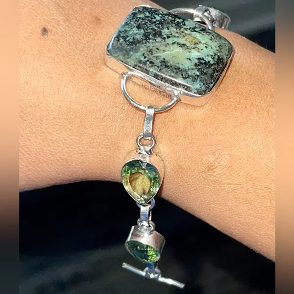 African Green Turquoise Bracelet 7”- 8” - Image 4