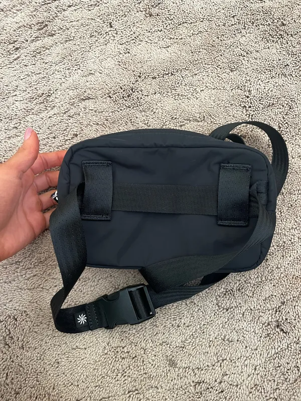 Athleta Crossbody Bag - Image 5
