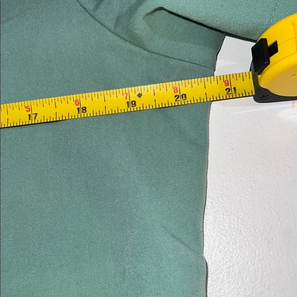 Figs Green Boxy Relaxed Short Sleeve Tee - Image 8
