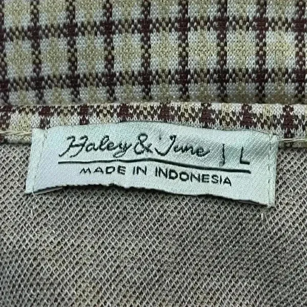 Haley &‎ June Plaid Button - Image 4