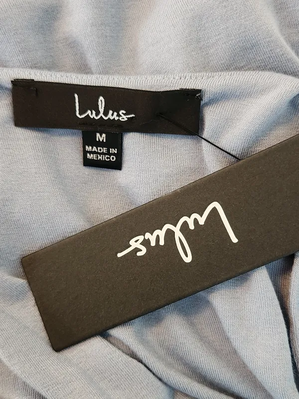 Lulus Blue Sleeveless V-Neck Cropped Tank Top Size Medium NWT - Image 7