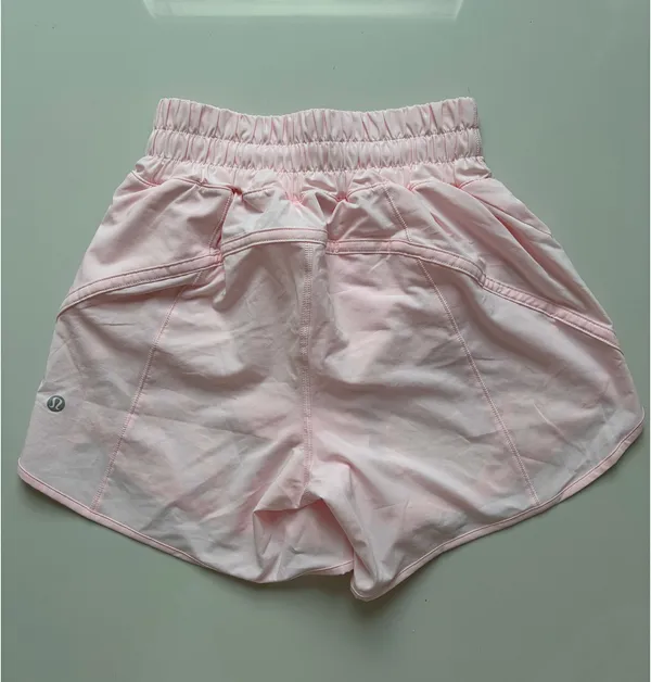 Lululemon Hotty Hot High-Rise Lined Short 2.5” - Image 3