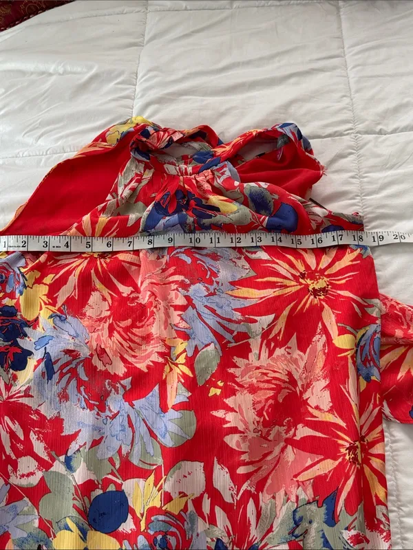 Vince Camuto Coral Floral Halter Maxi Dress - Image 5