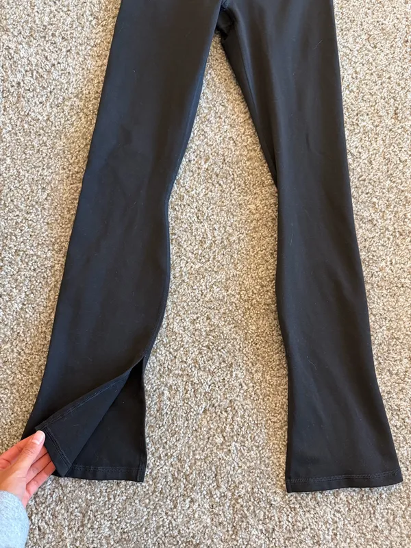 Fabletics Women's Black Bootcut Flare Active Pants Size XS Athleisure - Image 3