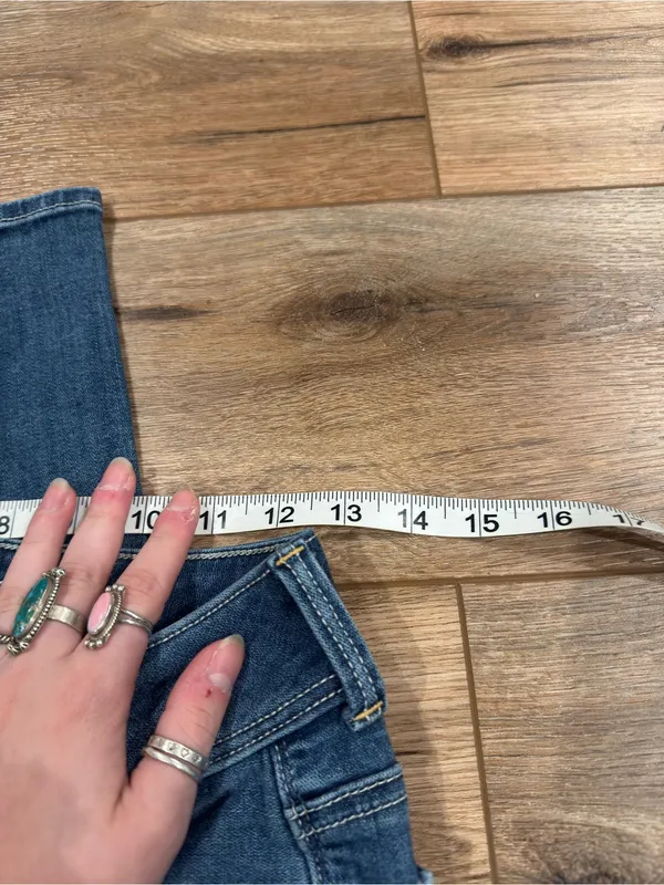 AMERICAN EAGLE 2000s Y2k Casual Mid-wash Low-rise Kick Bootcut Jeans | Size 2 - Image 4