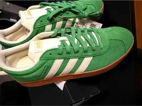Adidas VL Court 2.0 Green Suede Gum Sole Sneakers Women’s 10 Men’s 9 NWT - Image 4