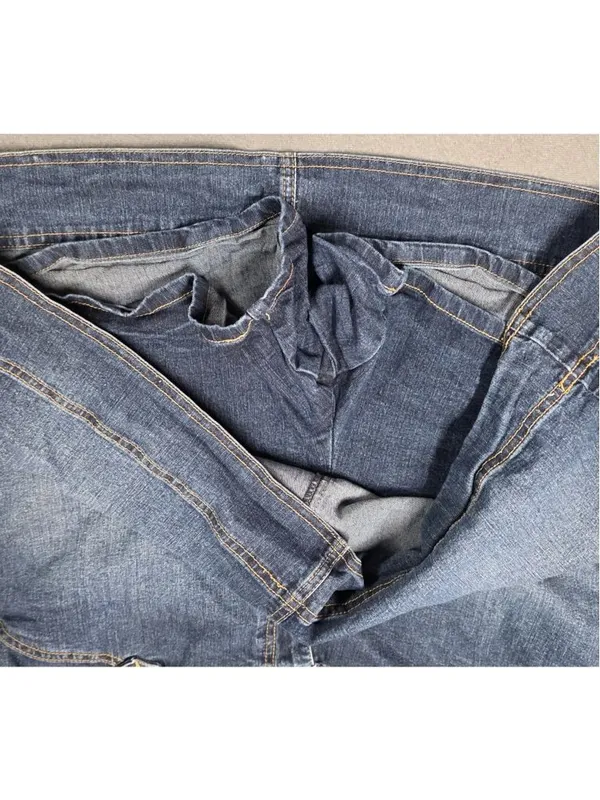 Y2K Denim Skort Mini • Casual Aesthetic • Summer Staple St John’s Bay size 4 - Image 4