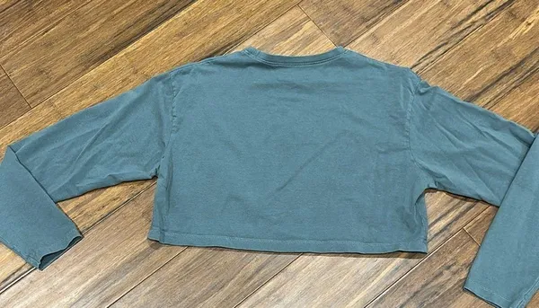 Alphalete Blue Crop Top - Image 4