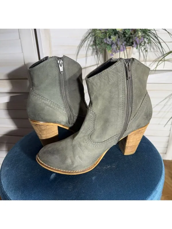 Rebel Taupe Gray Leather Ankle Cowboy Boots Size 9 - Image 5