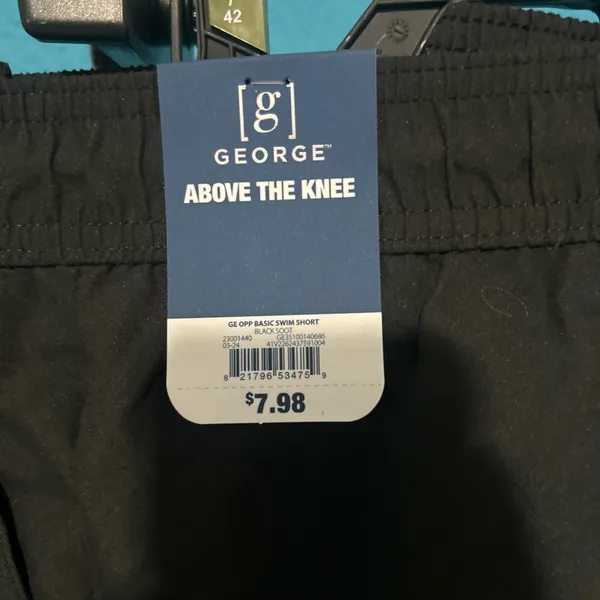 Men’s size extra large black swim shorts 6 inch in - Image 2