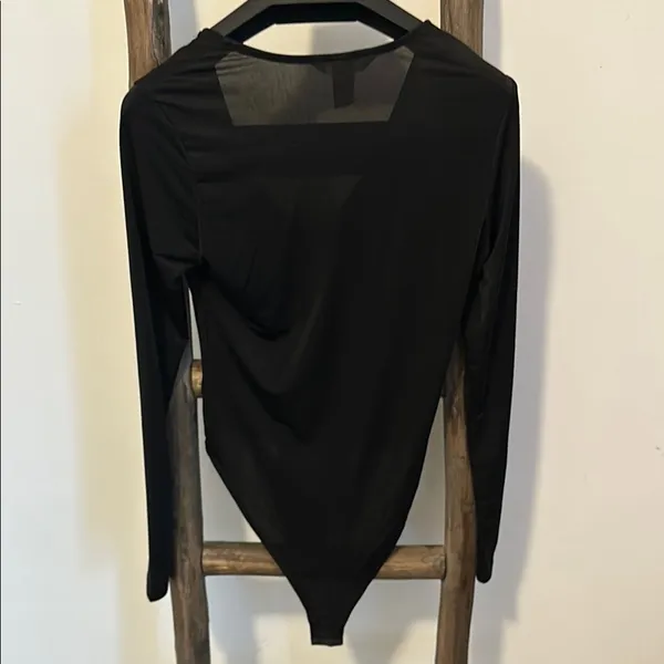 Black Scoop Neck Long Sleeve Bodysuit - Image 4
