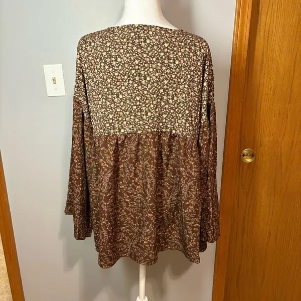 Hayden Los Angeles Brown‎ floral tie neck babydoll top NEW size L - Image 5