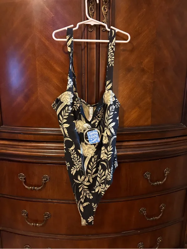 NWT Free People Pippa Printed V-wire Bodysuit - Image 5