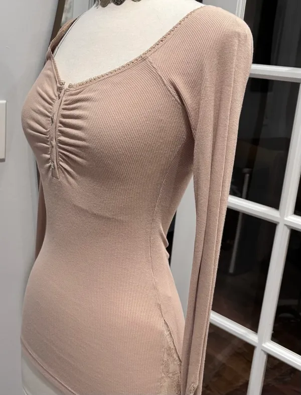 Vintage Y2K Guess Lace Trim Ribbed Ruched Long Sleeve Henley Top - Image 4