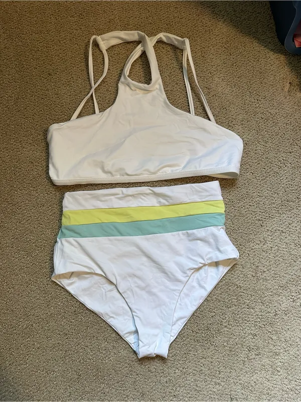 NWOT L*Space Haute Wilson bikini set white - Image 2