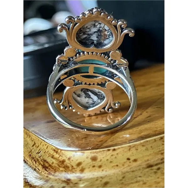 White Buffalo Nevada Turquoise Heart Ring Discounted Size 8 - Image 4