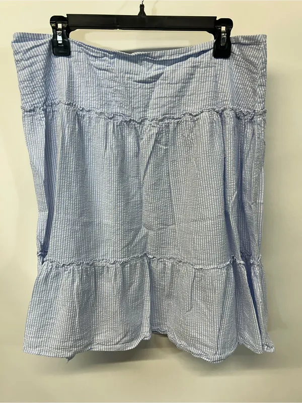 Princess Polly Light Blue Seersucker Tiered A-Line Skirt size 10 - Image 4