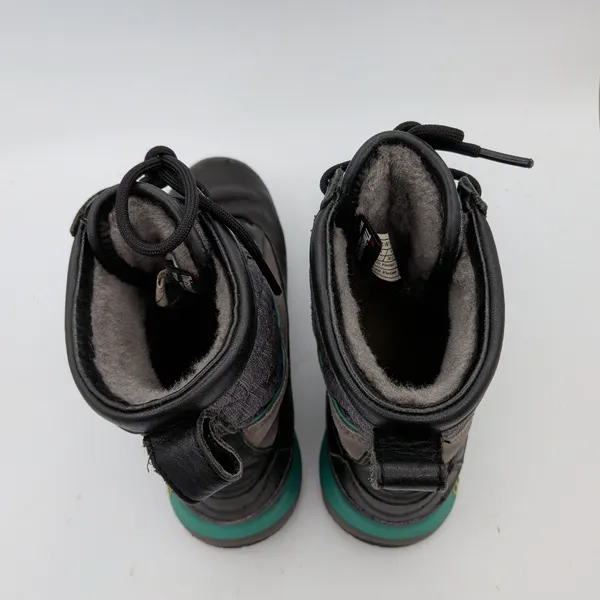 UGG Carora Waterproof Black Teal Leather Winter Boots 1005625 Womens‎ 7.5 - Image 6