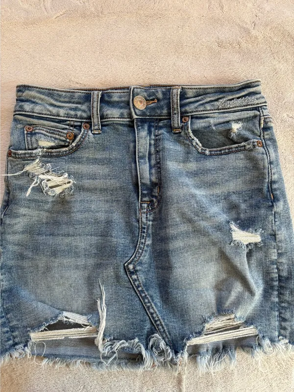 American Eagle Jean Skirt - Image 4