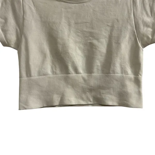Offline by‎ Aerie Women's White Cropped Crew Neck T-Shirt Size M Casual Top y2k - Image 4