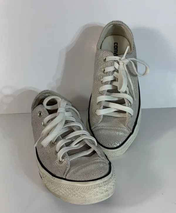 Converse All Star Chuck Taylor Womens Size 8.5 Iridescent Crackle Shoes 551592C - Image 2