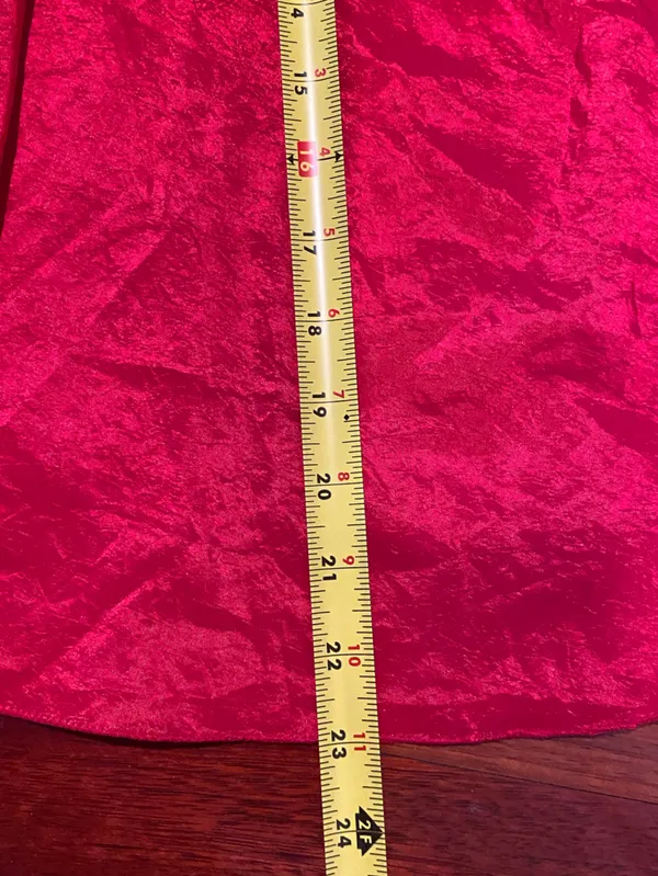 Women’s Red Two-Piece Skirt Mexican handmade Set Floral Trim, bag may fit Sz S/M - Image 7