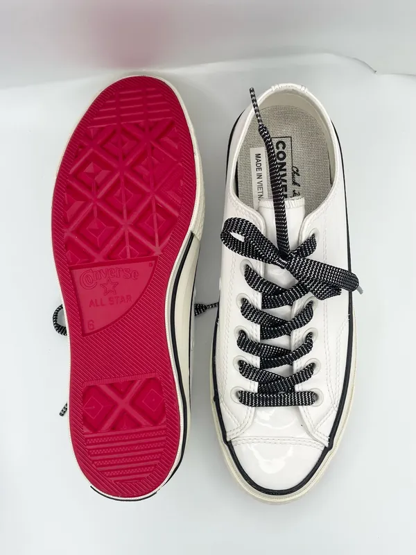 Converse unisex Chuck 70 low top patent leather white sneakers with red soles - Image 5
