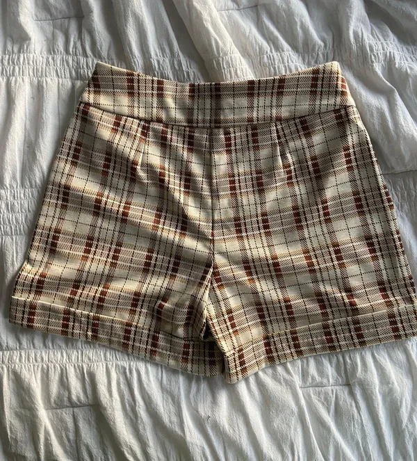 Cato BRAND NEW plaid Shorts - Image 3