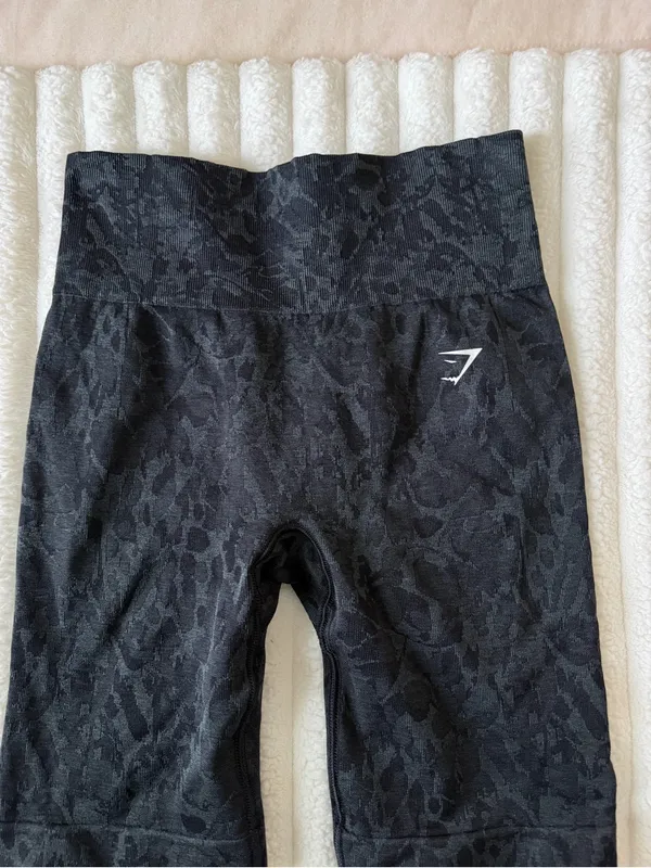 Gymshark Black Textured High-Waist Bike Shorts - Image 2