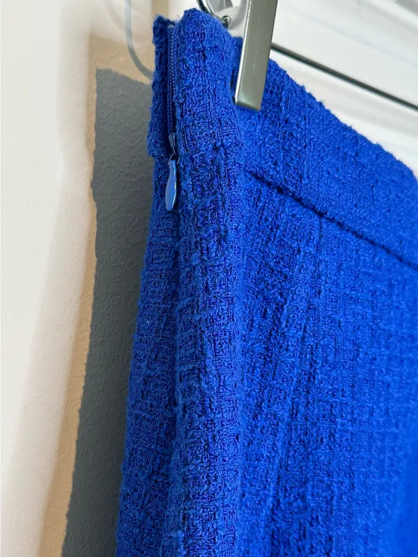 Zara Sapphire Blue Tweed Mini Skirt with Gold Buttons - Image 10