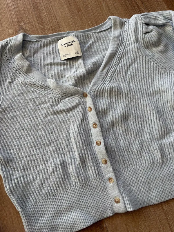 Abercrombie & Fitch Sweater - Image 2