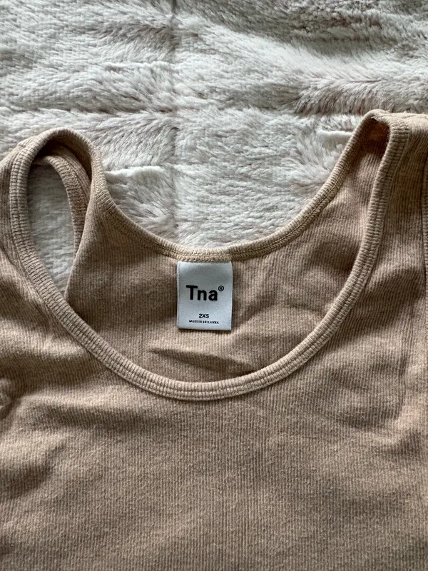 TNA Aritzia Cropped Tank Top - Image 3