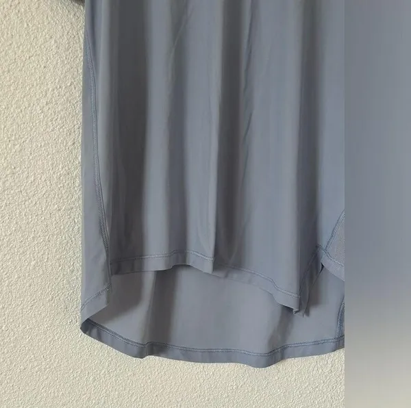 Lululemon Angle Your Strength SS
Ice Cap sz 10 - Image 8