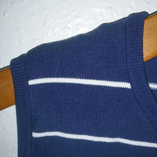 August Silk Knits S Sleeveless Knit Navy Striped Top - Image 3